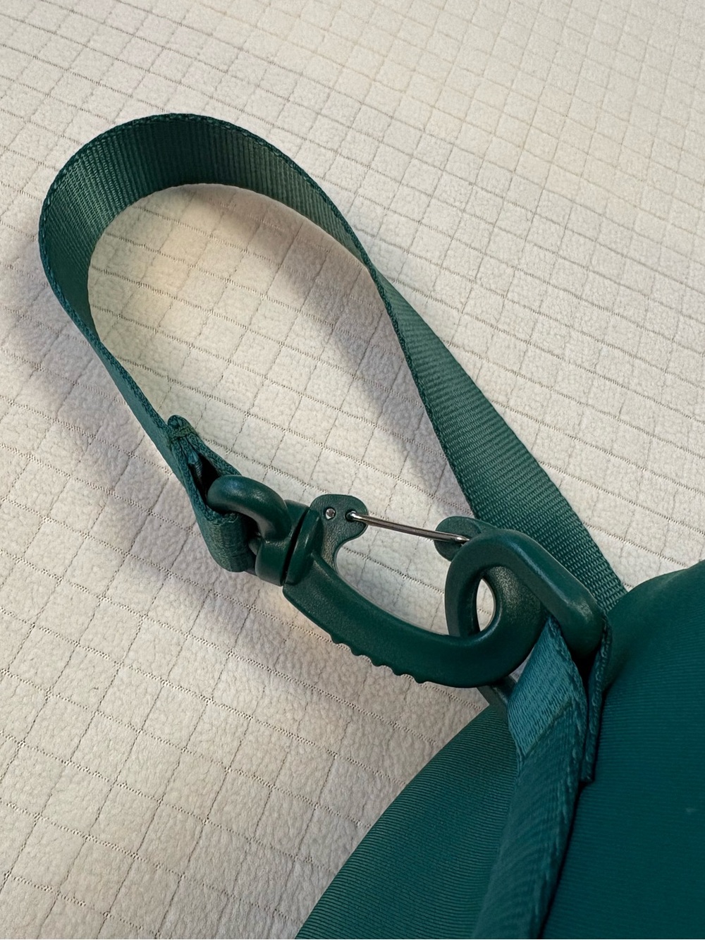 all in motion green crossbody barrel bag - Picture 11 of 13